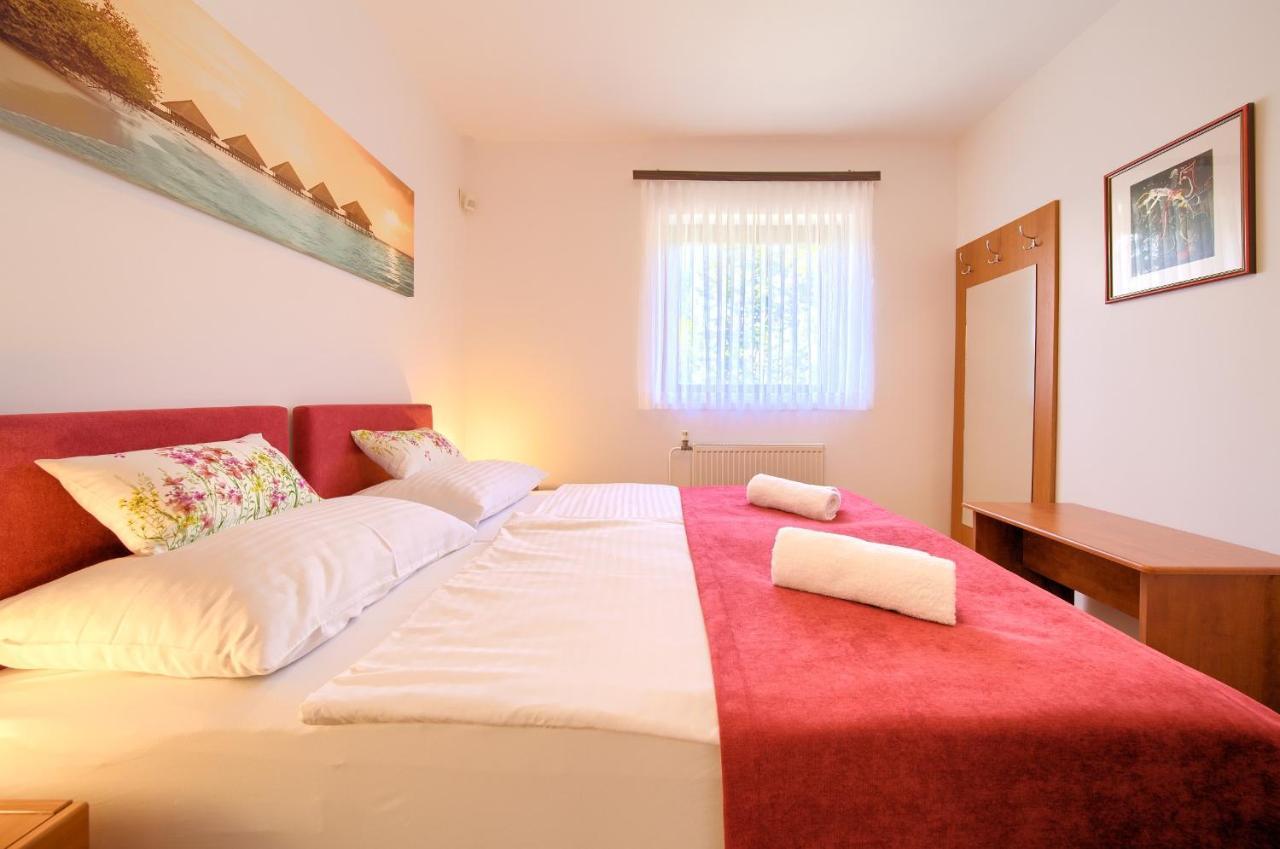 Villa Punta 1St Floor Пунат Екстериор снимка