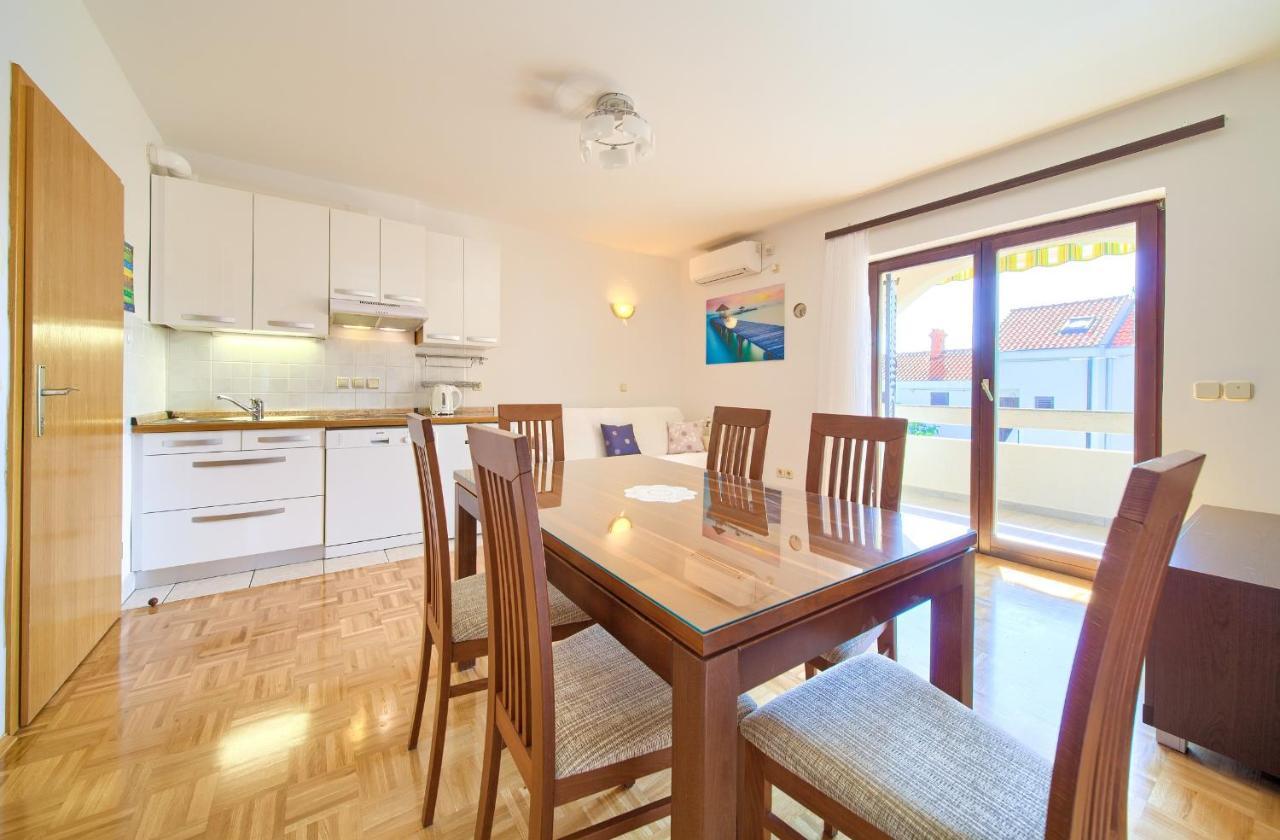 Villa Punta 1St Floor Пунат Екстериор снимка